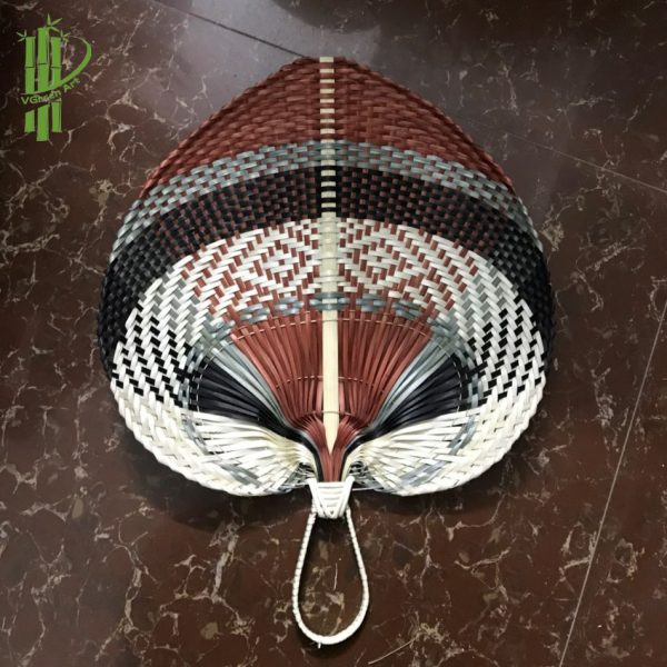 Quạt tre, lá buông hình tim, quạt lá đề cầm tay màu trắng tự nhiên, decor trang trí treo tường size 23-25 cm