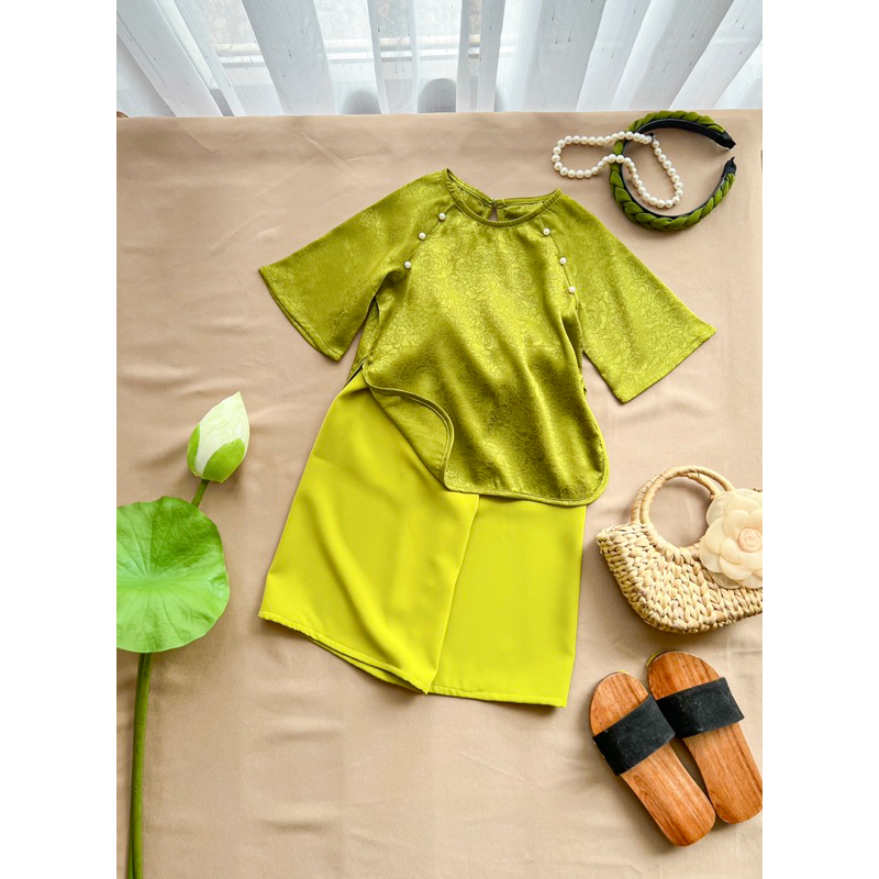 Bộ bà ba cho bé gái xinh xắn dễ thương