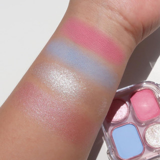 Phấn mắt Charmiss Glowlogram eyeshadow Palette 4g