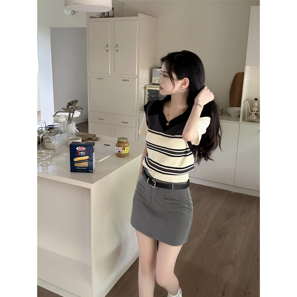 Áo len gile ngắn tay cho nữ  INFLACHI  dáng ngắn croptop họa tiết kẻ sọc ngang cá tính M115 N-24