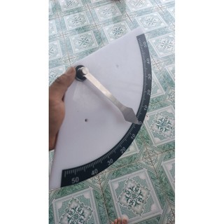Thuớc đo nghiêng cho tàu thuyền