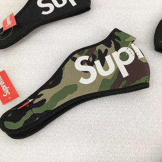 Khẩu trang Mask Supreme và Bape