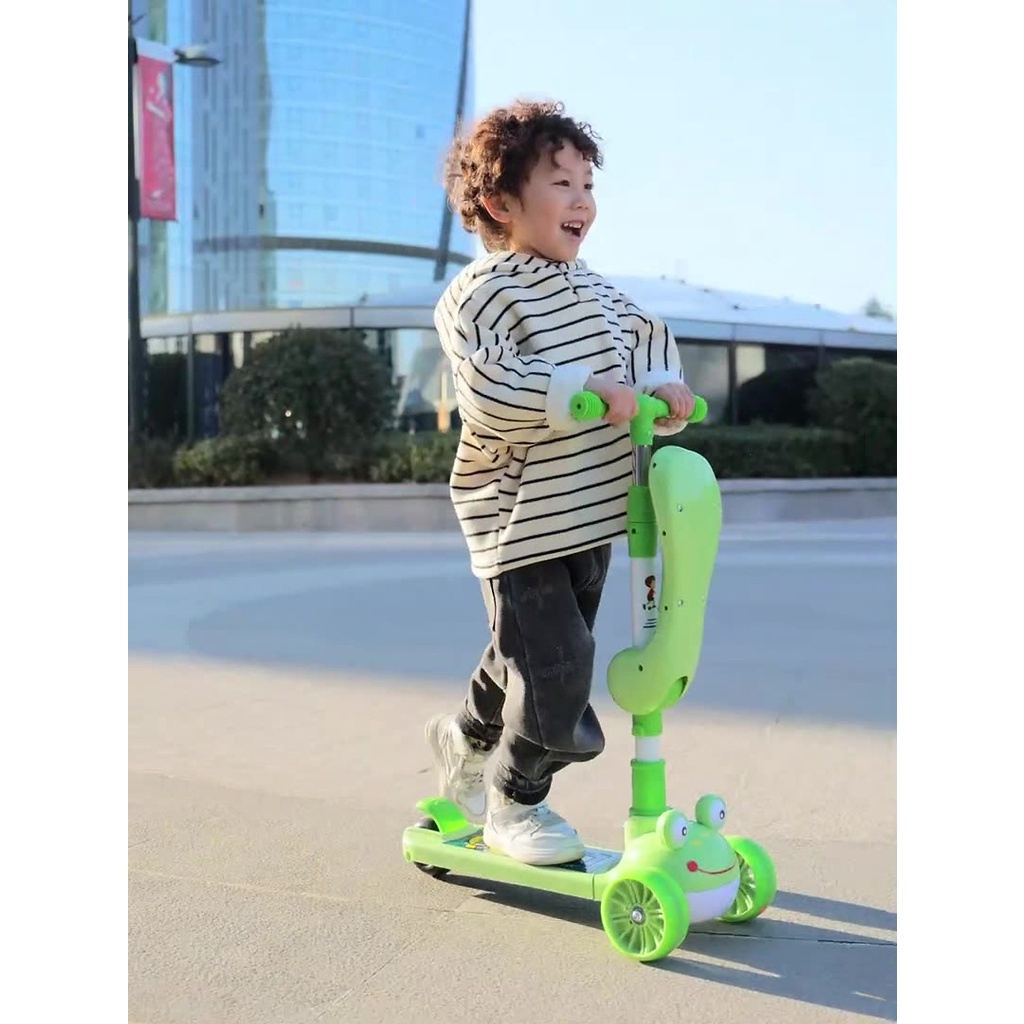 Xe trượt Scooter đa năng mẫu mới hình Ếch cao cấp trang bị nhạc và đèn