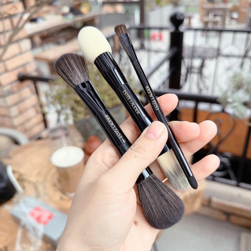 Set cọ makeup 3 cây Estee Lauder tặng kèm ví