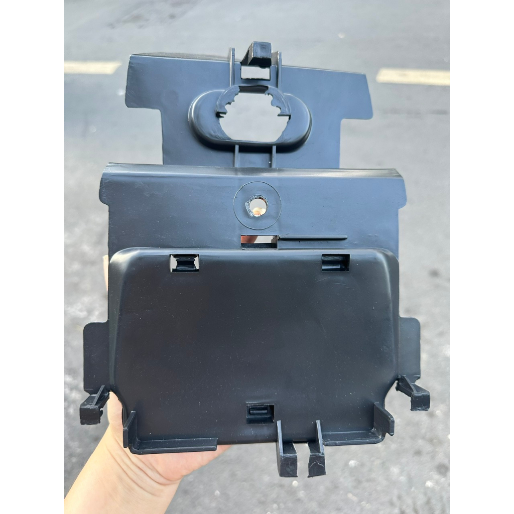 HỘP ĐỰNG ĐỒ XE DREAM