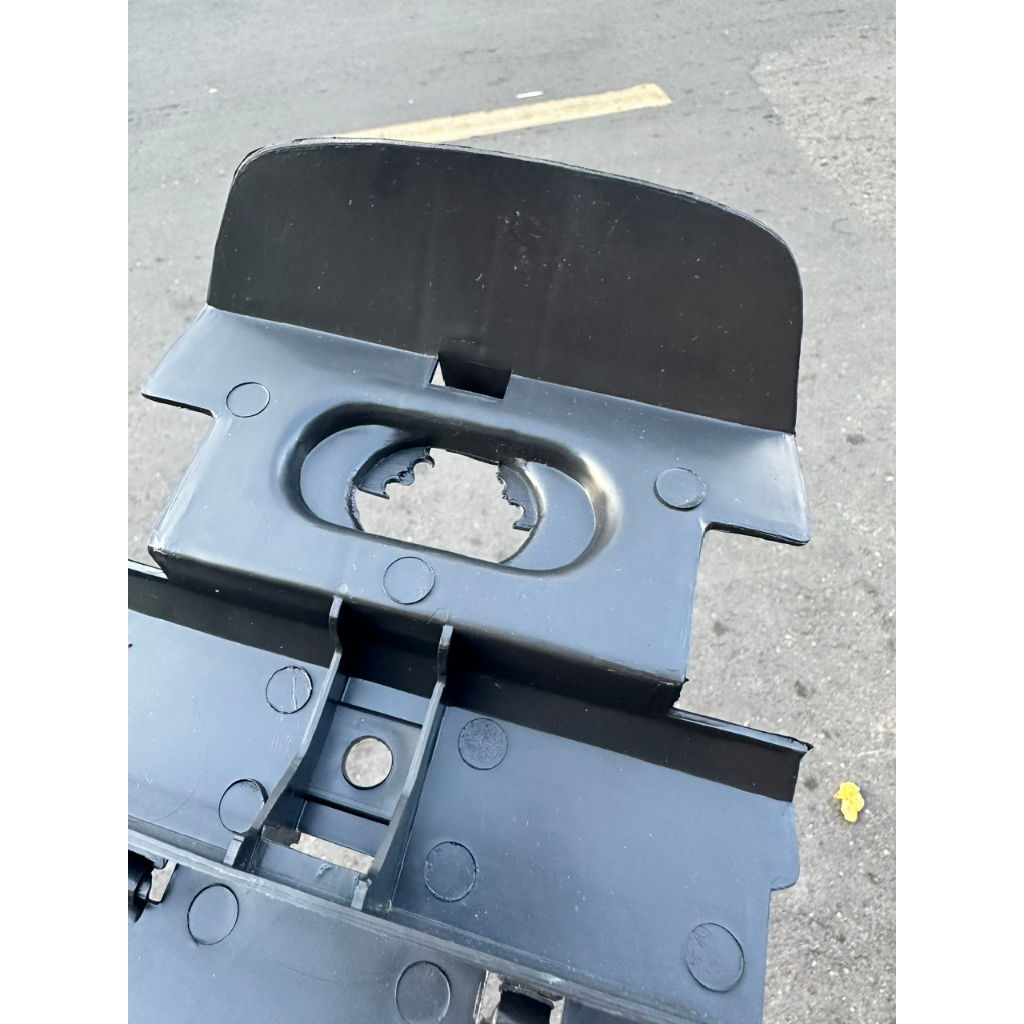 HỘP ĐỰNG ĐỒ XE DREAM