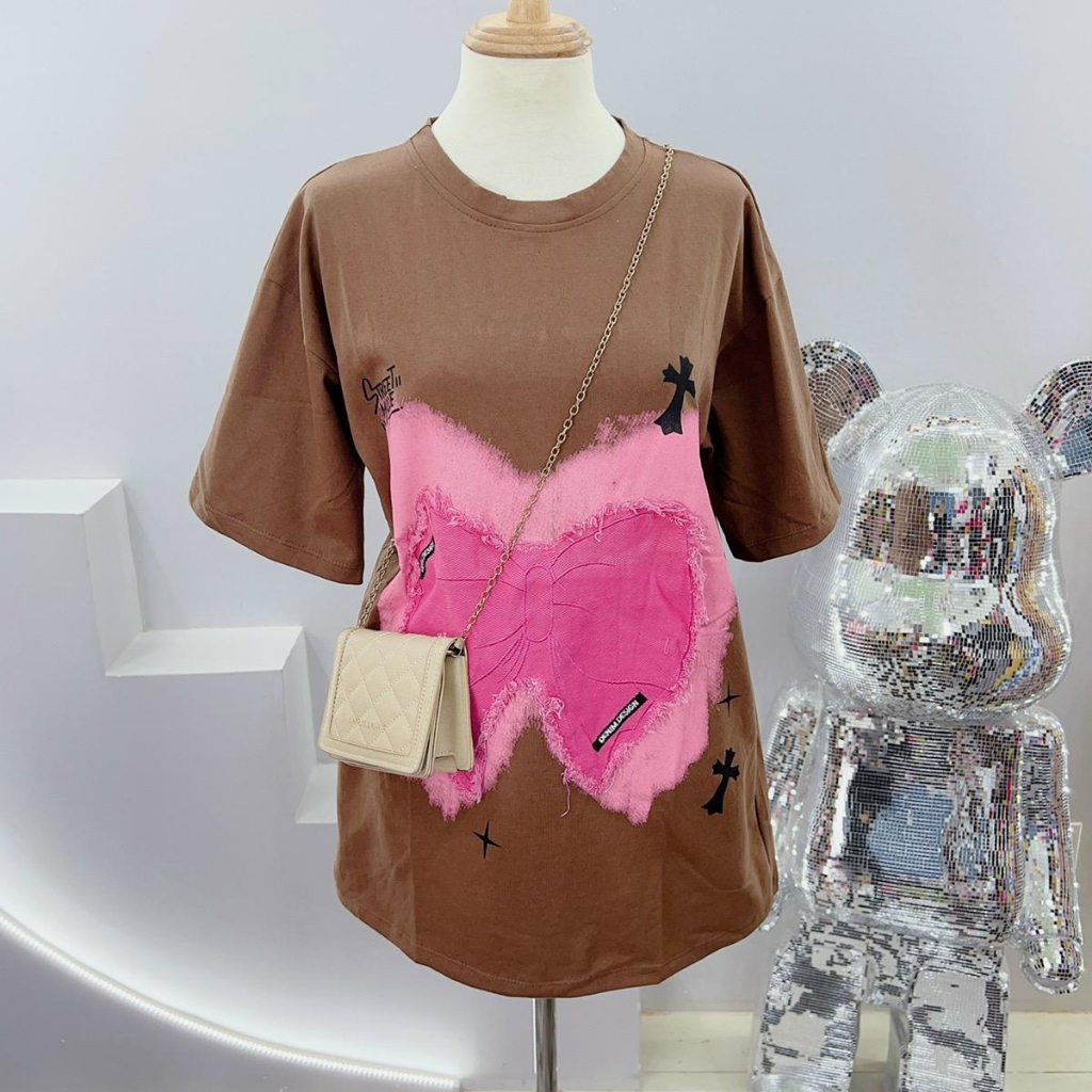 ÁO THUN NỮ BIGSIZE FORM RỘNG BIGSIZE THÊU JEAN NƠ HỒNG CHẤT COTTON KHÔ LOẠI 1 SIÊU THOÁNG MÁT VÀ THẤM HÚT MỒ HÔI