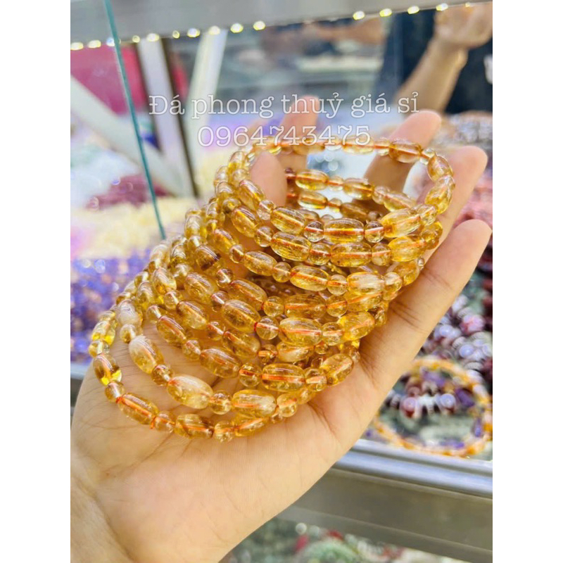 Vòng lu thach anh vàng siêu đẹp mịn kèm hộp gấm cao