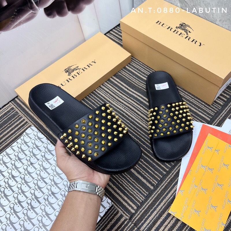 Dép lê quai ngang nam đẹp đinh.Hàng sẵn kho từ 38-43