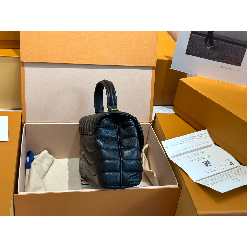 TÚI LV HOLD ME QUAI XÁCH DA BÒ SZ23