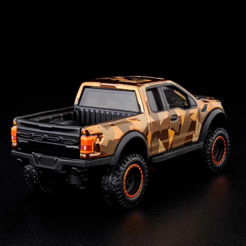 Xe Mô Hình Hot Wheels RLC ‘17 Ford Raptor Camo