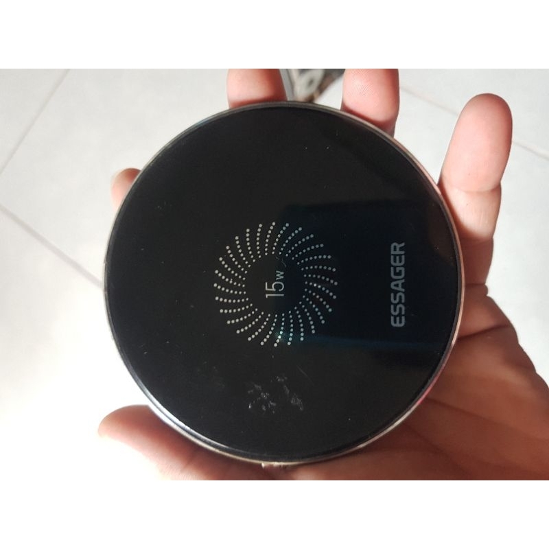 Sạc ko dây như hình