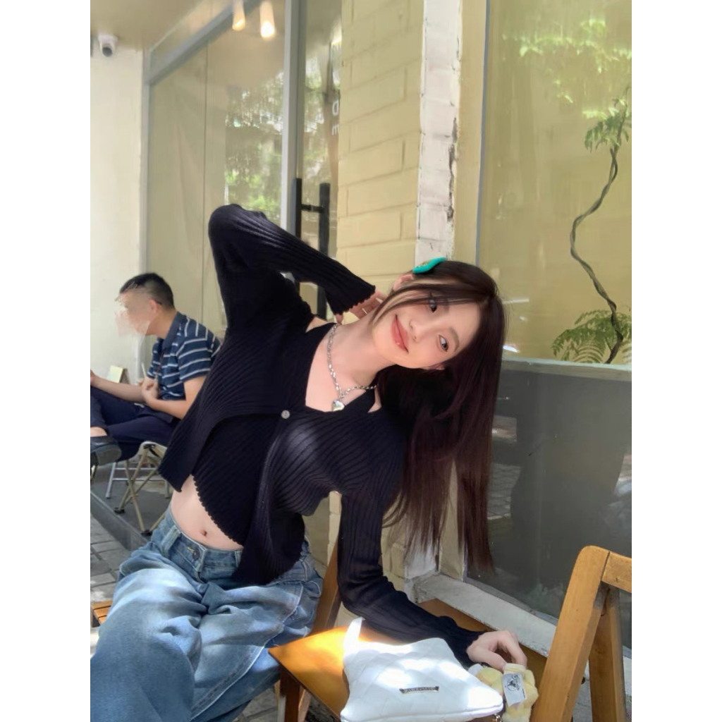 Áo khoác len cardigan dáng croptop mỏng 1 cúc  dáng Hàn Quốc kèm áo trong Shine.Clothes