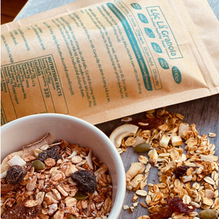( SIÊU SALE 50% ) Yến Mạch MIX Ngũ Cốc ( Granola ) Nhiều Hạt , 100% Không đường , không chất bảo quản, vị cam và dâu