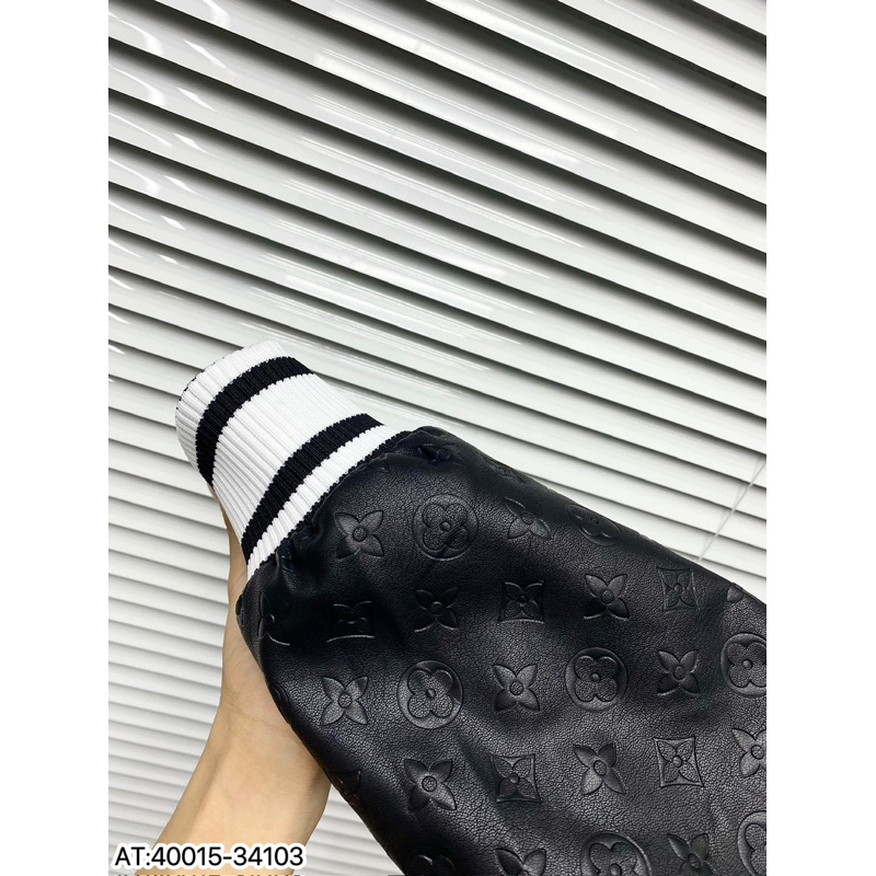 Áo khoác BOMBER vải dạ phối tay da hoạ tiết thêu bản đẹp chuẩn form dáng