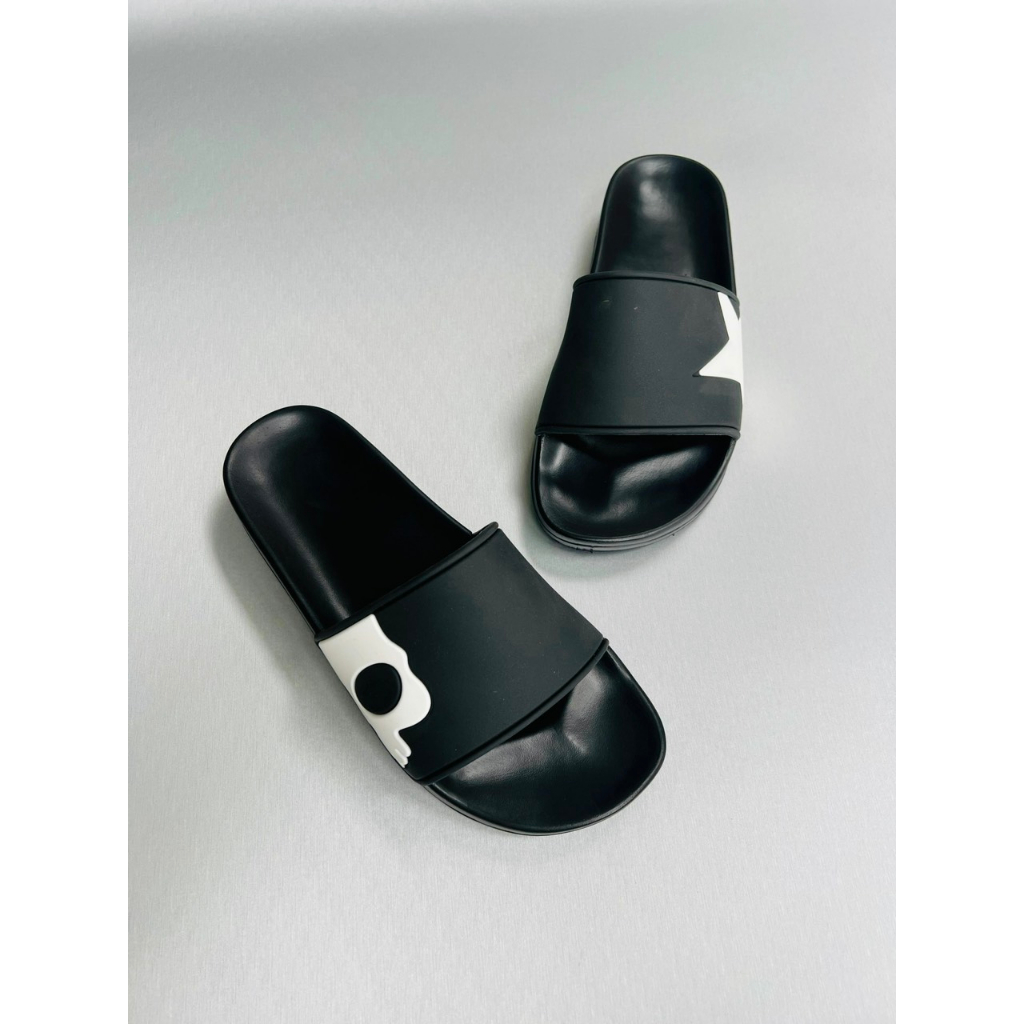 Dép lê quai ngang nam đẹp đầu lâu.Hàng sẵn kho từ 38-43