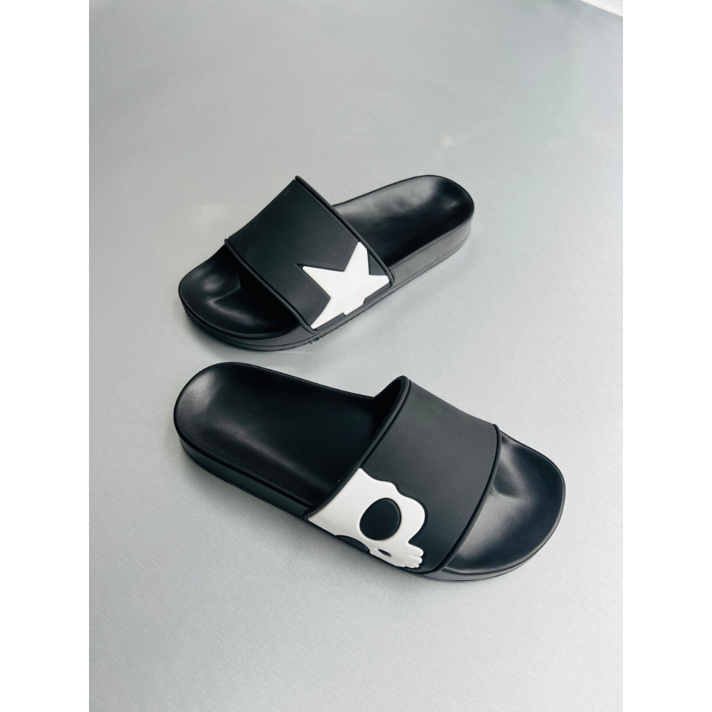 Dép lê quai ngang nam đẹp đầu lâu.Hàng sẵn kho từ 38-43