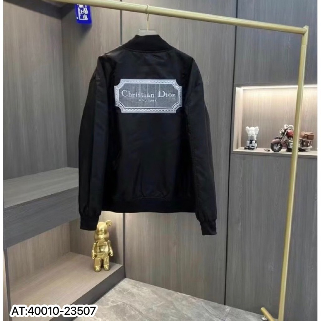 Áo Khoác Gió Dio Họa Tiết Tiết Logo Dio Sau Lưng bản Siêu Cấp