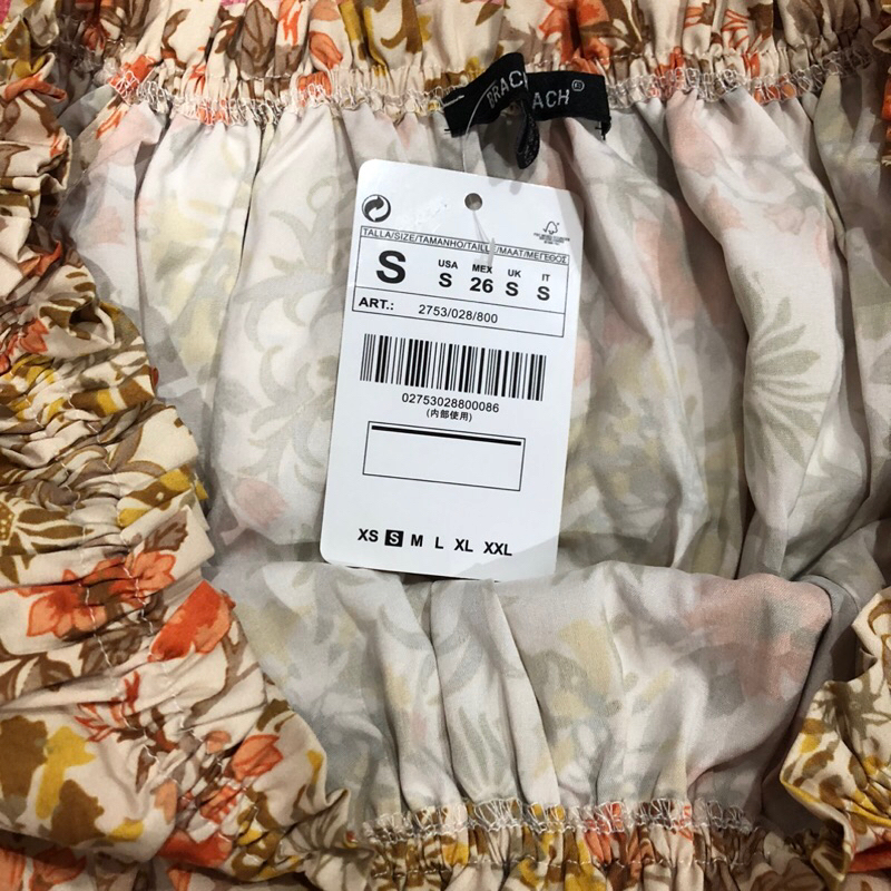 Áo hoa bo chun Zara