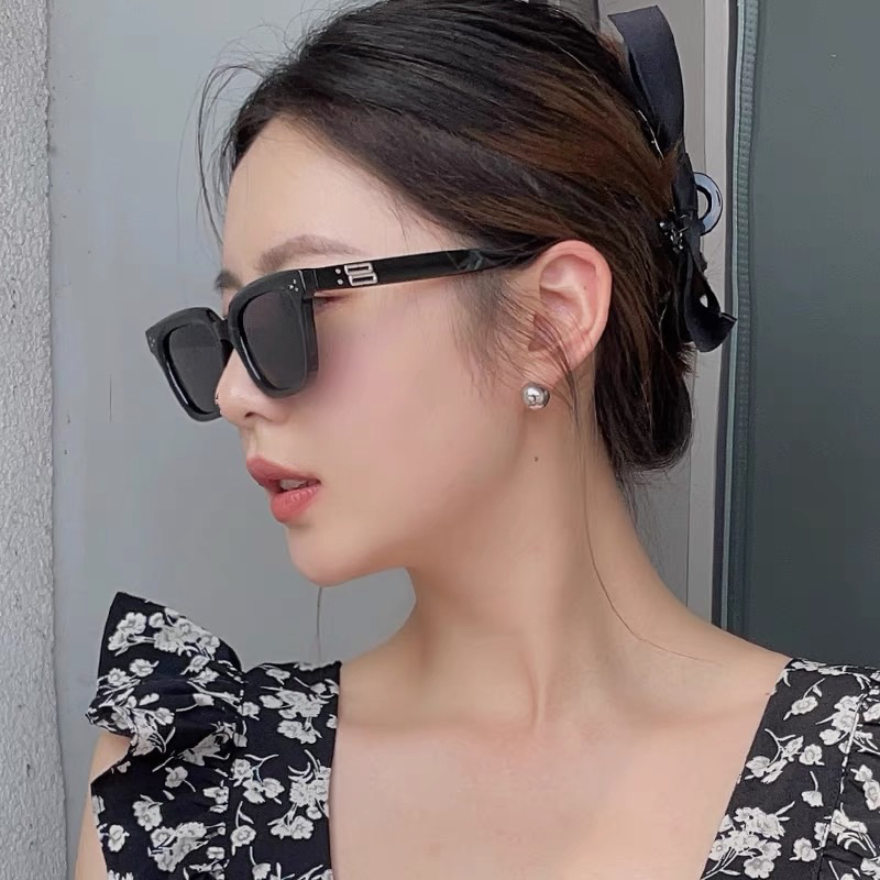 Kính Hiệu Vuông GM Musee Unisex Mẫu Mới Hot Nhiều Màu