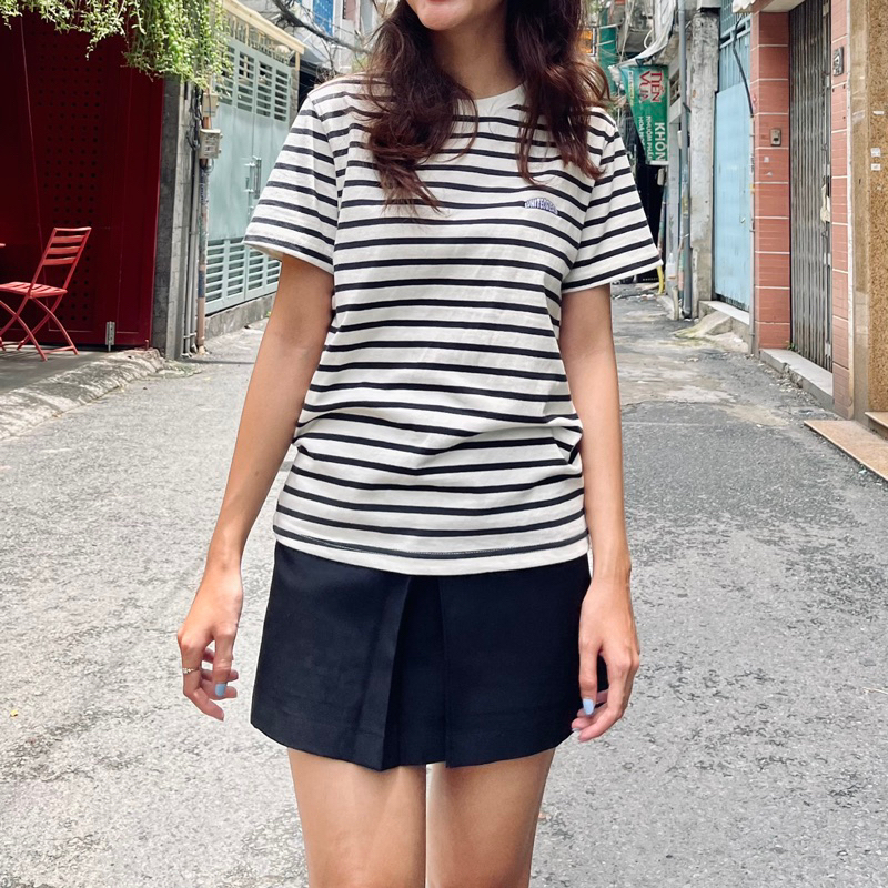 ÁO THUN LOGO THÊU SỌC ĐEN