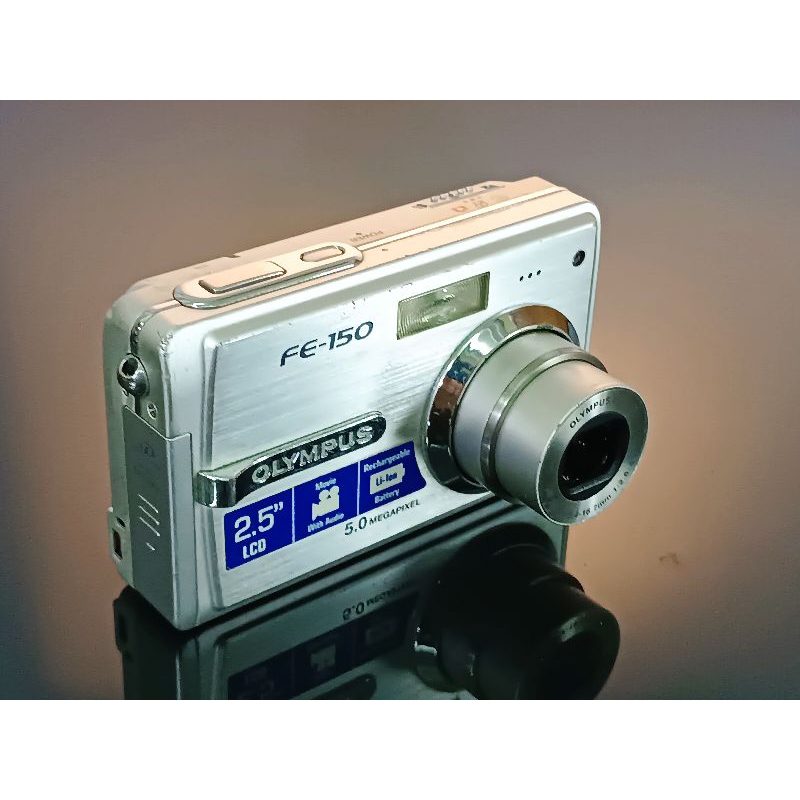 Máy ảnh kts Vintage Olympus FE-150