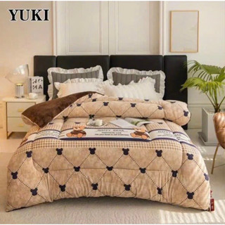 Chăn lông cừu yuki,bề mặt nỉ mềm,bụng dưới là lớp lông thỏ mượt mà,tạo độ ôm và ấm áp cho người dùng
