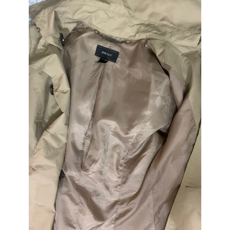 Áo khoác măng tô gió