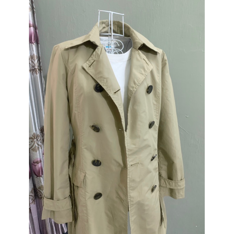 Áo khoác măng tô gió