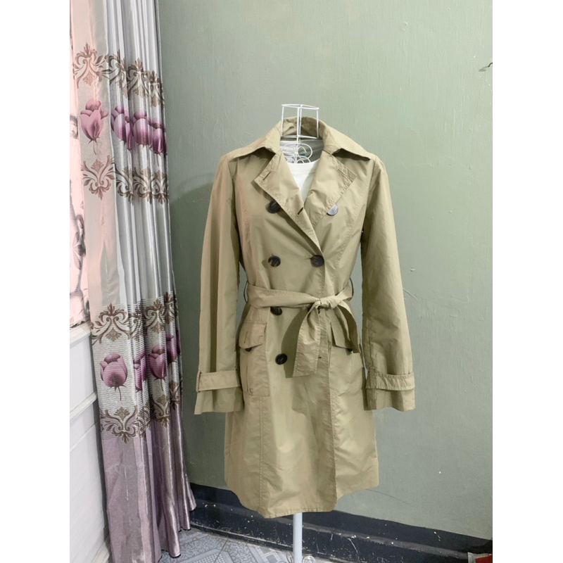 Áo khoác măng tô gió