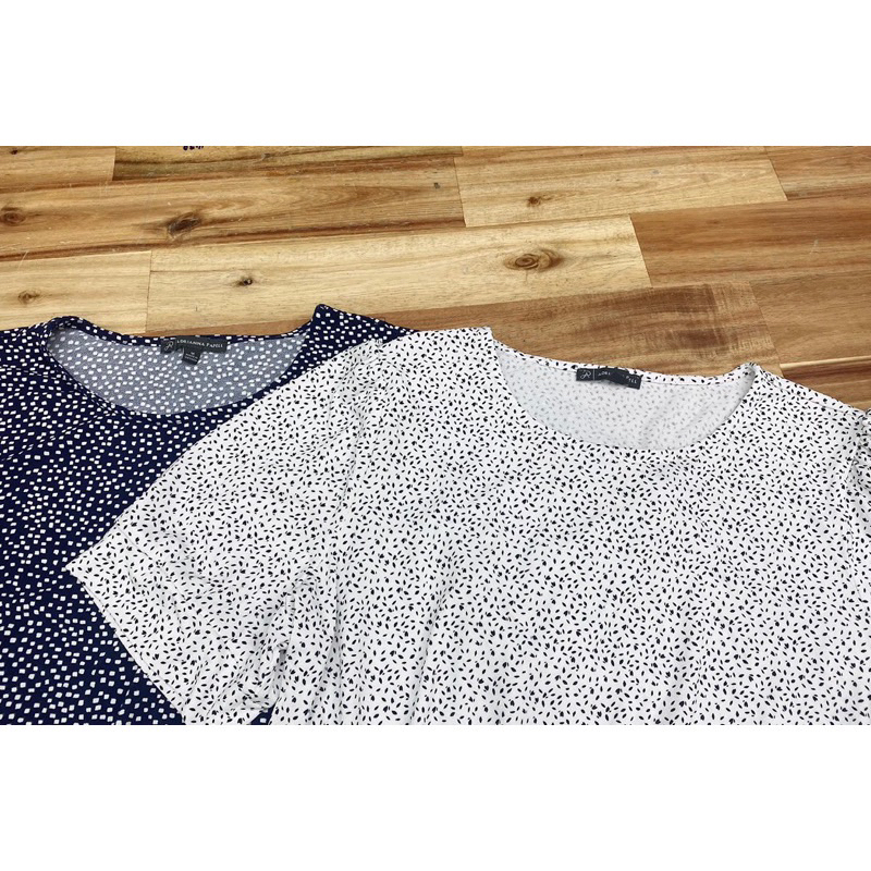 Áo thun kiểu ADRIANNA