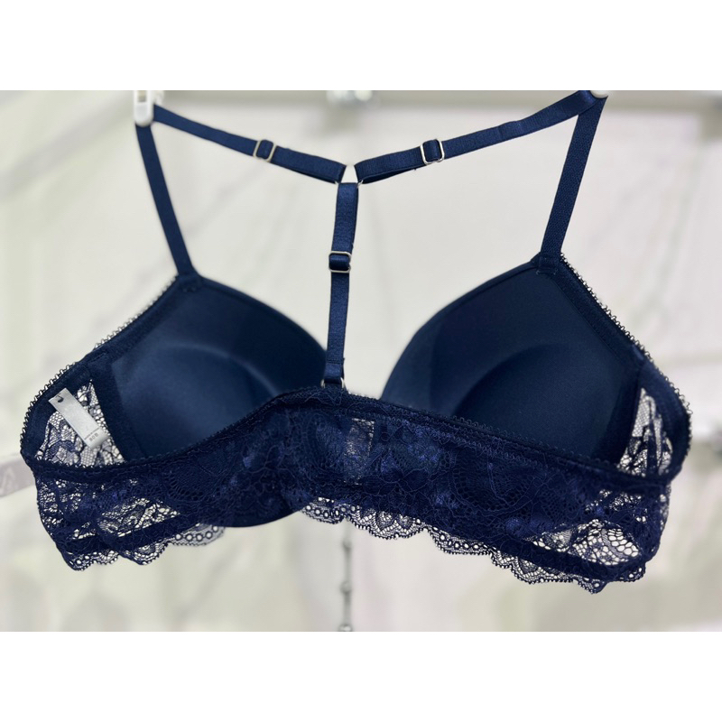 Áo lót cài trước khóa nam châm