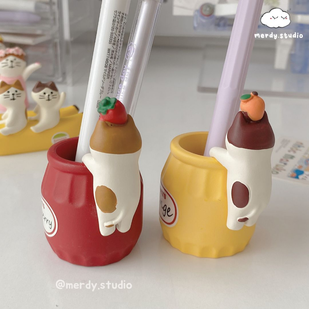 Mô hình mèo cắm gác bút decor bàn học Meo Fruits