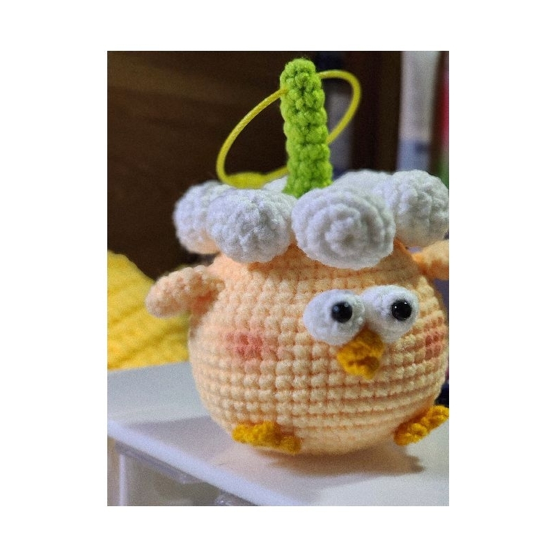 Móc khóa gà đội nón bông hoa🌼