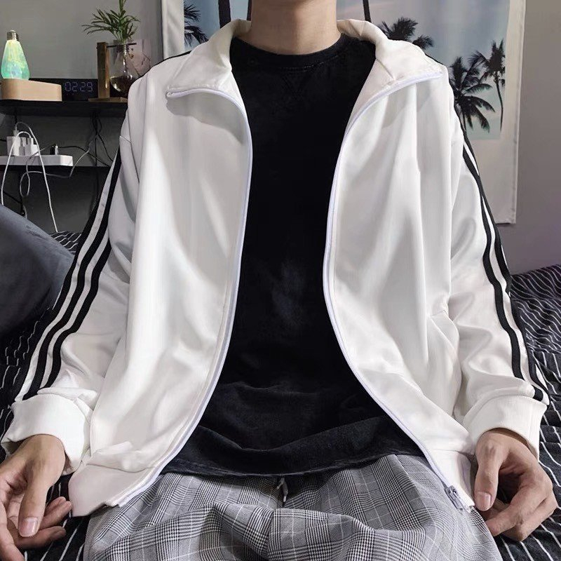 Áo khoác vải umi hàng chuẩn form , chính hãng , chất umi siêu đẹp, tay xỏ ngón có túi trong 2 màu đen trắng 222