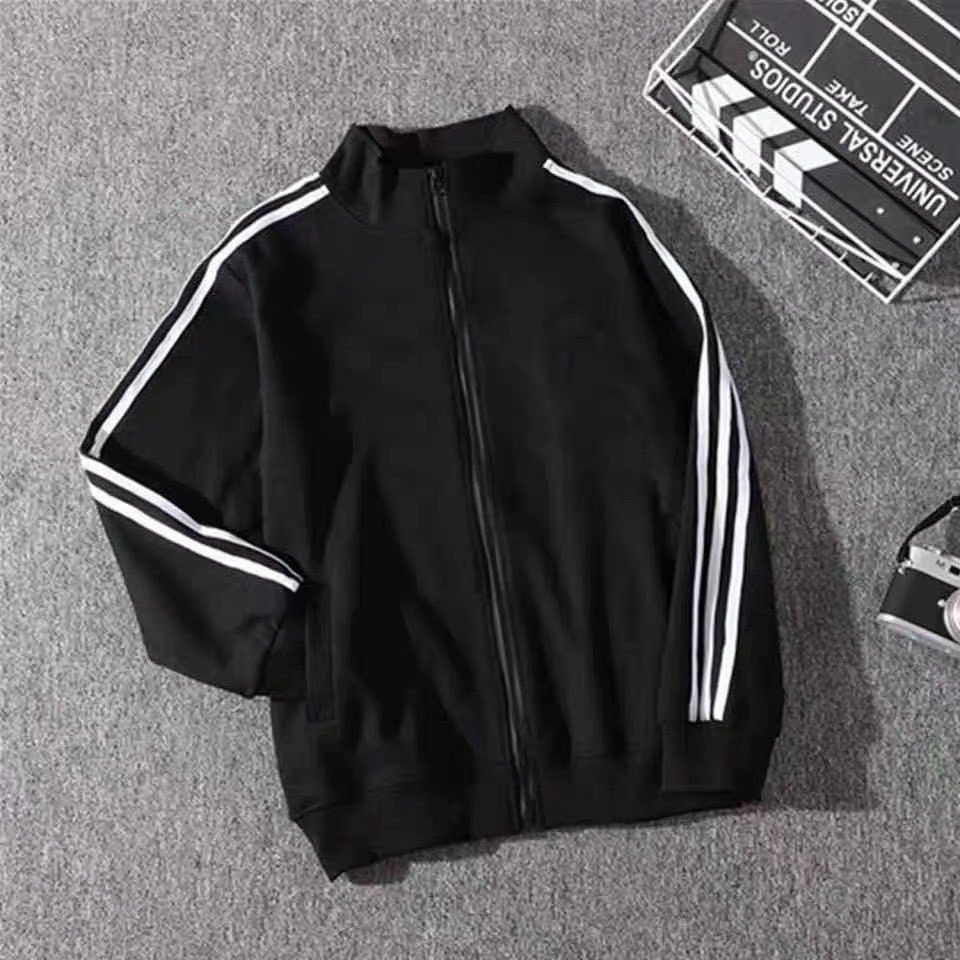 Áo khoác vải umi hàng chuẩn form , chính hãng , chất umi siêu đẹp, tay xỏ ngón có túi trong 2 màu đen trắng 222