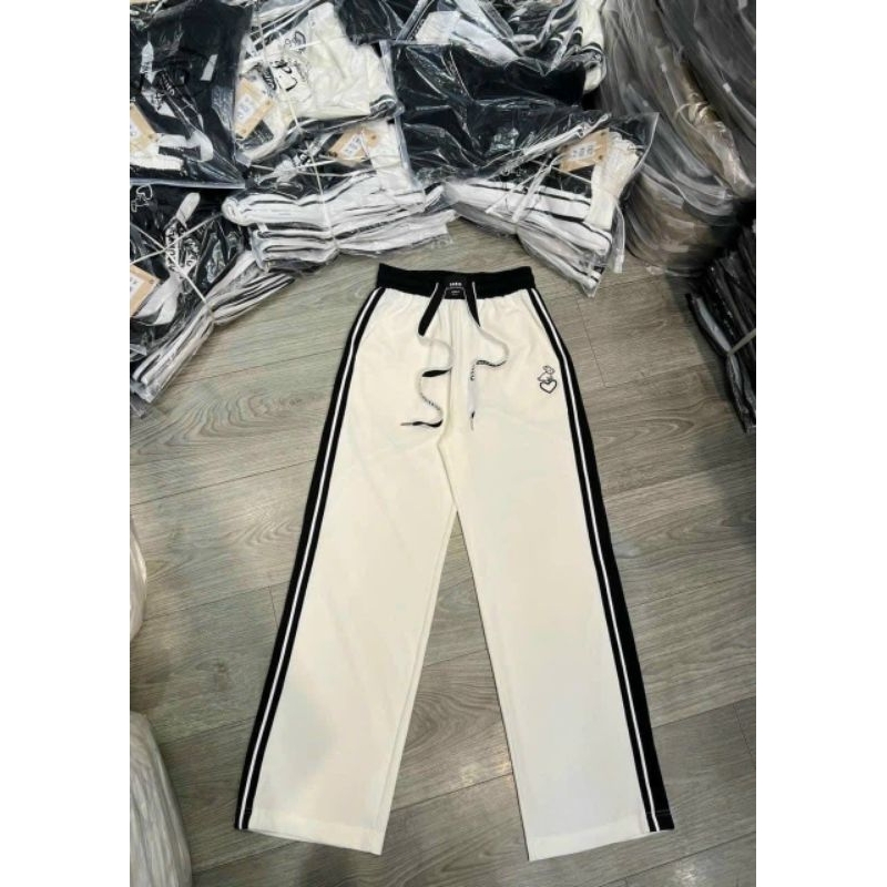 QUẦN XUÔNG SỌC DÁNG THỂ THAO