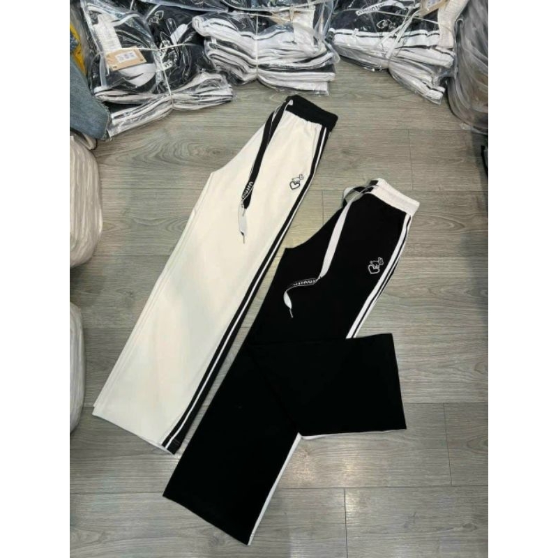 QUẦN XUÔNG SỌC DÁNG THỂ THAO