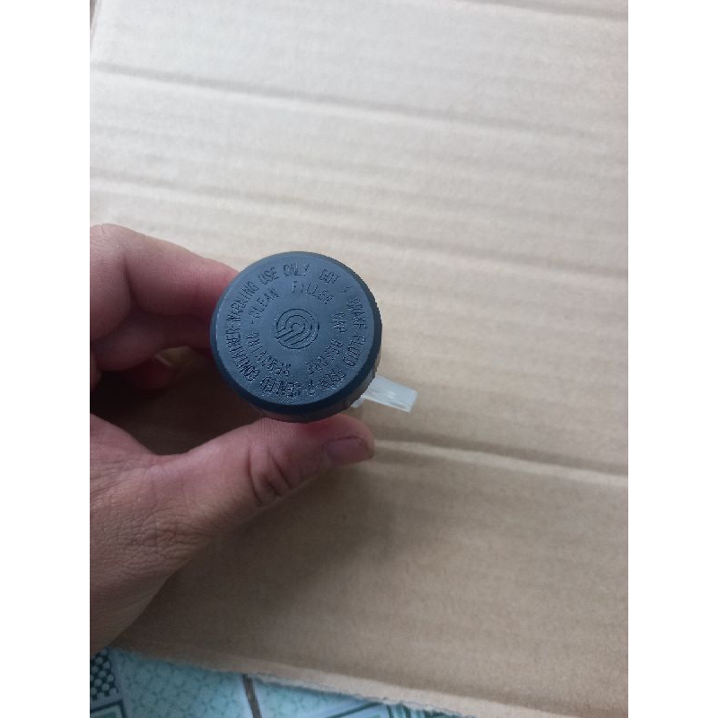 Bình dầu rembo sau cho xe ex. winner. sonic. satria..