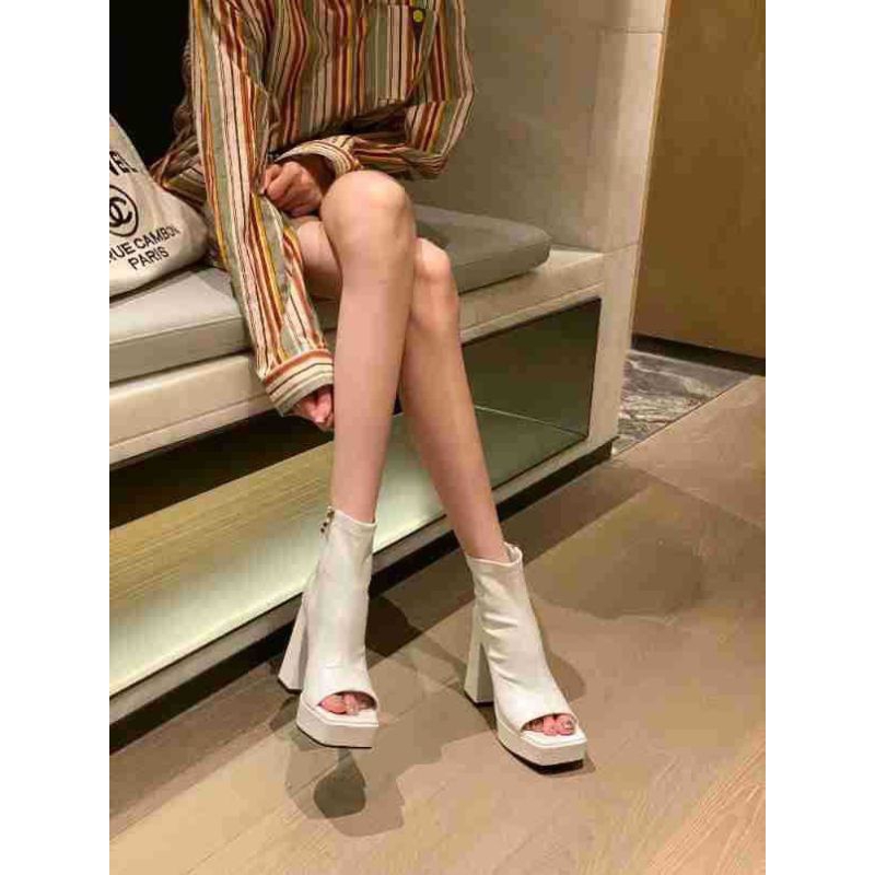 🆙🆙🆙 BỐT NỮ