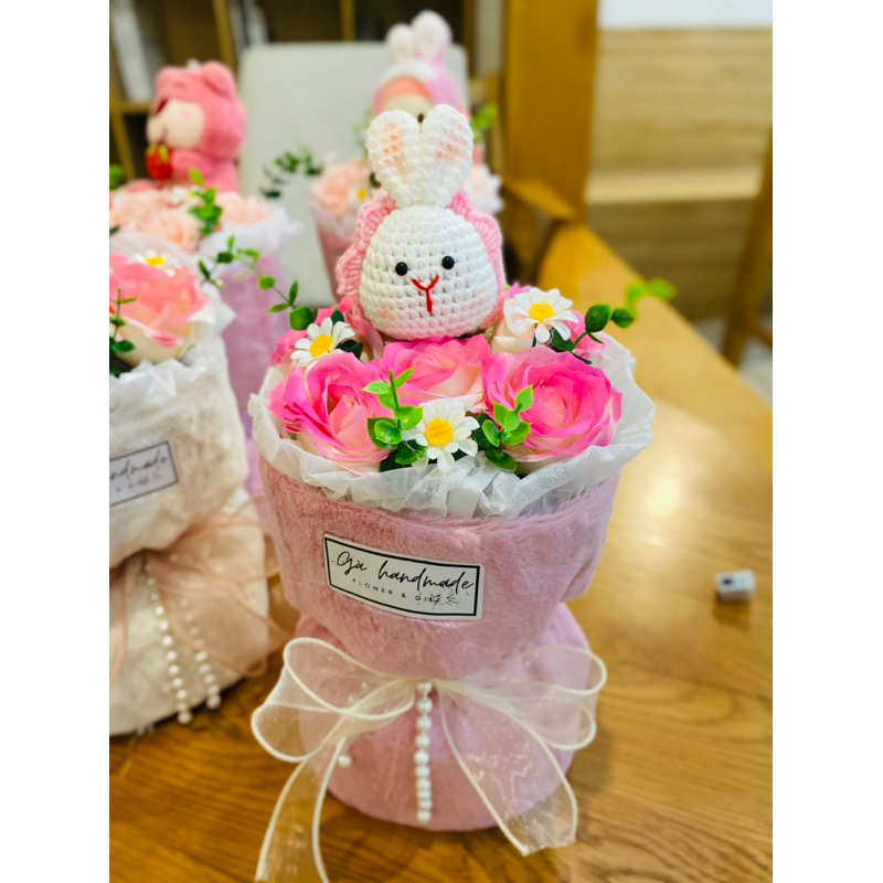 Bó hoa gấu nhồi bông/ thú len móc đáng yêu kết hợp nhiều màu sắc làm quà tặng bạn gái/shop Gà Handmadade