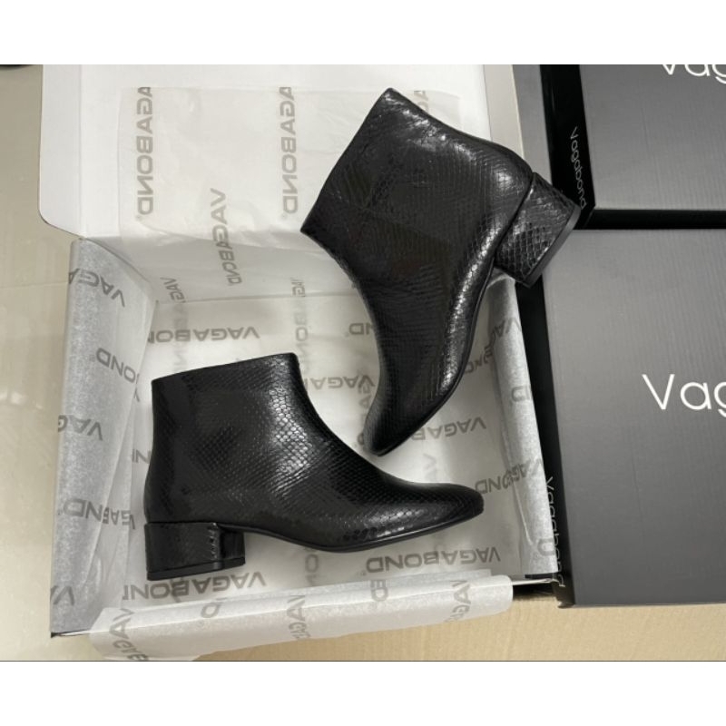Boot v*agabond phong cách