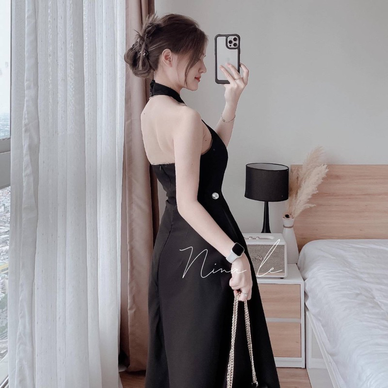 ĐẦM MIDI ĐEN CHÉO CỔ XOẮN YẾM TÀ XẾP ĐÍNH CƯỜM