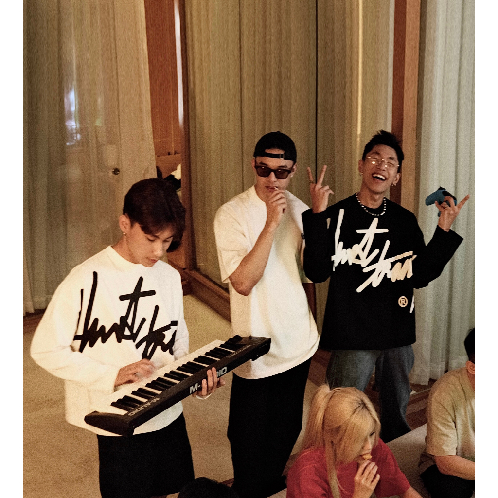 ÁO THUN boxy tay dài LS Long Tee trắng CHUOTTRANG