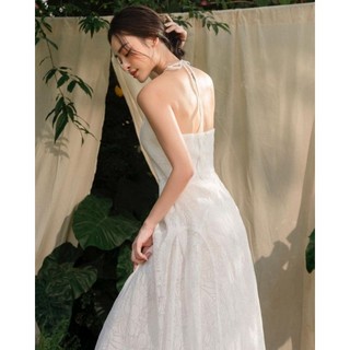 váy maxi cổ yếm