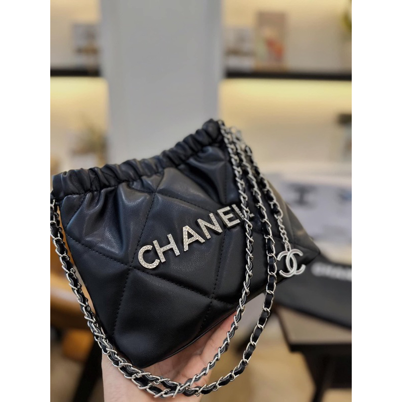 Túi chen nồ shopping phối xích logo size22