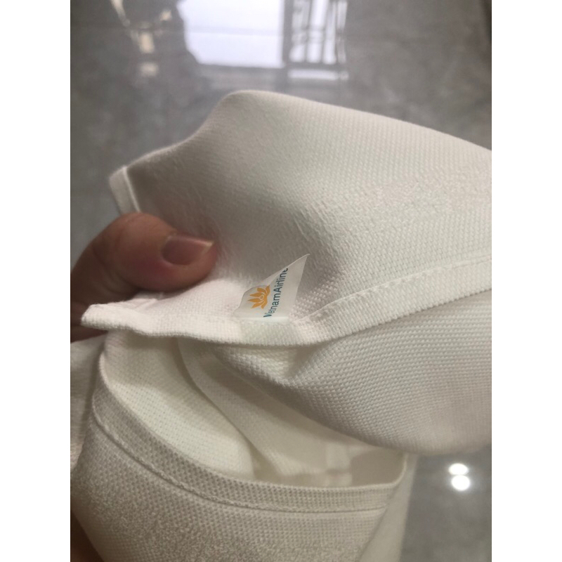 KHĂN ĂN-  LAU LY CỐC MÀU TRẮNG