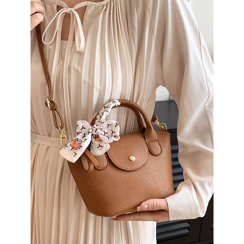 Túi đeo chéo Túi xách tay Túi HOBO QUAI XÁCH CÚC BẤM phong cách Hàn Quốc trẻ trung