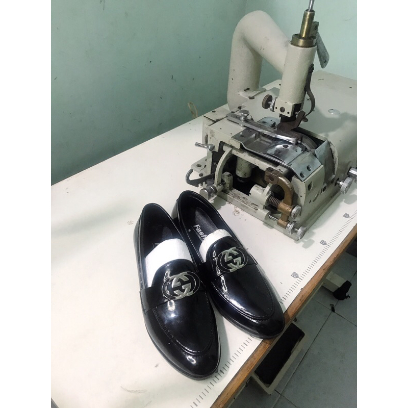 Giày lười da nam công sở màu đen mác gu cì phong cách hàn quốc giày dior nam da bóng full size 38-43