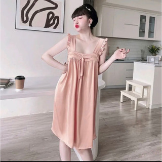 Bộ đồ ngủ đầm lụa latin kèm quần 40-70kg vừa.
